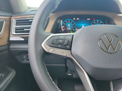 2024 Volkswagen Atlas 2.0T SE