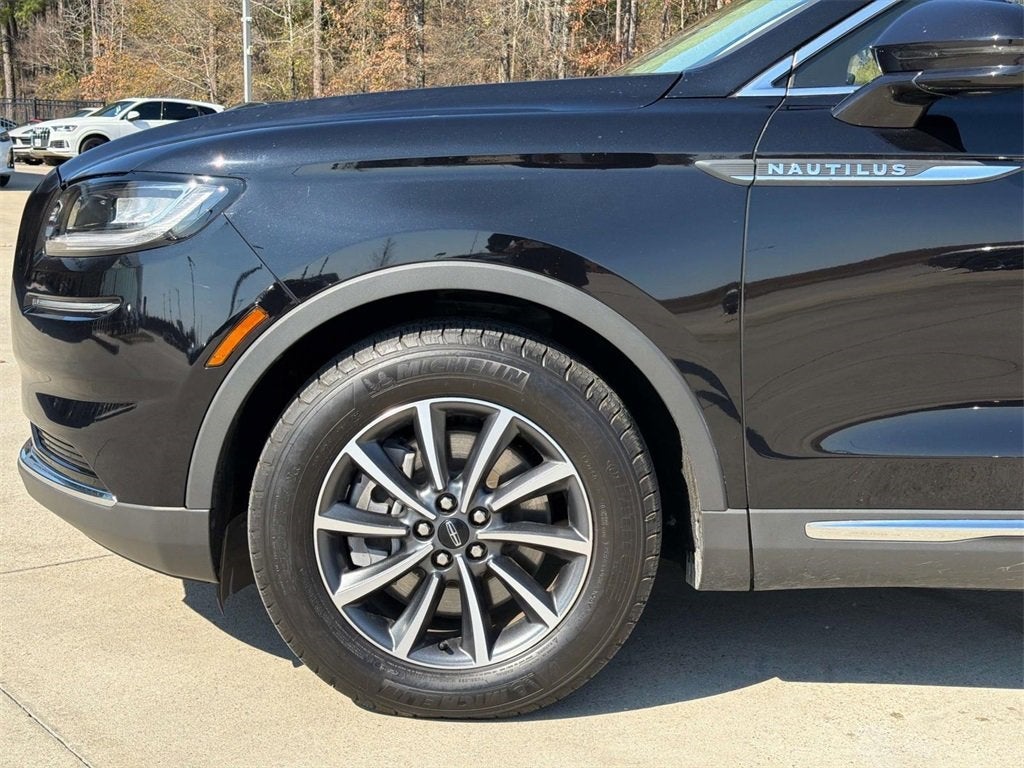 2022 Lincoln Nautilus Standard