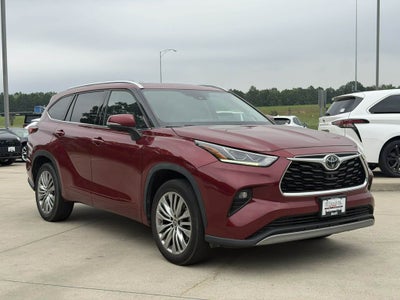 2023 Toyota Highlander Platinum