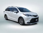 2025 Toyota Sienna XLE 8 Passenger