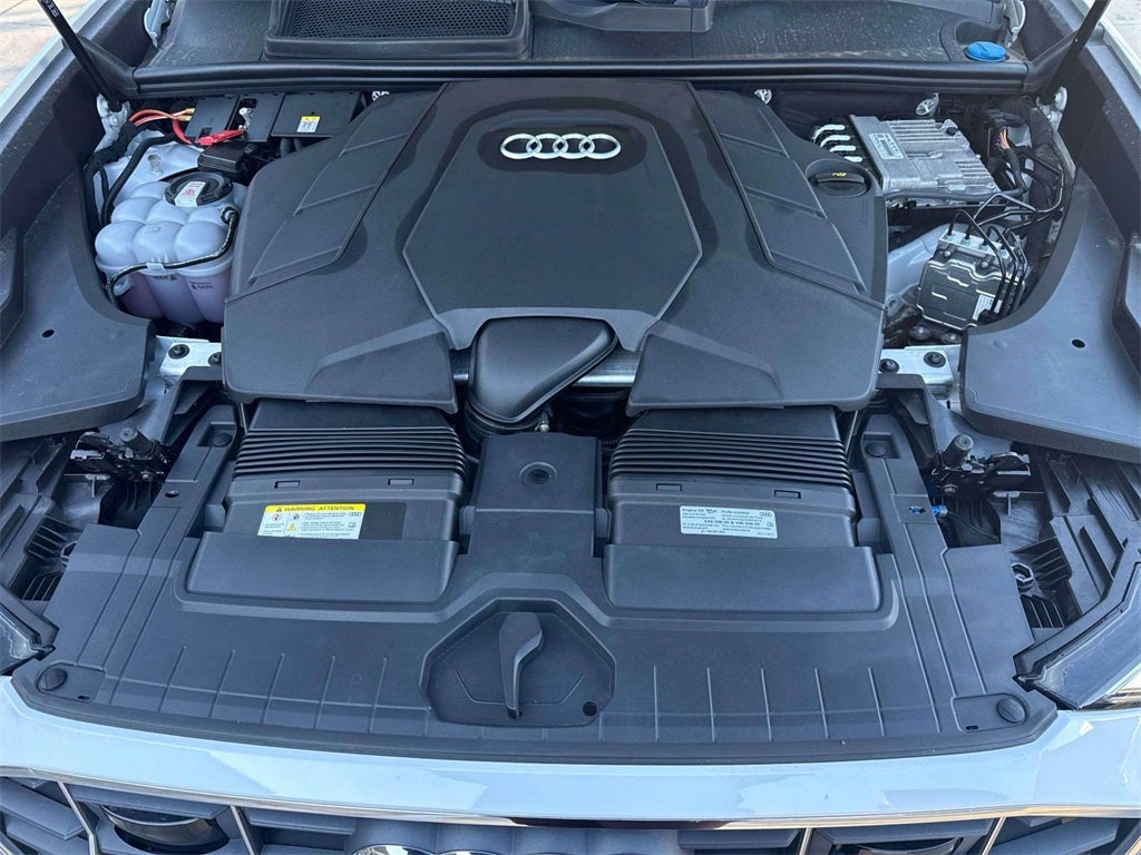2023 Audi Q8 55 Premium Plus quattro