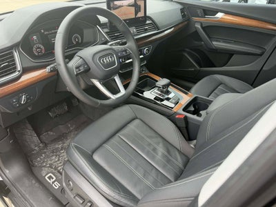 2023 Audi Q5 45 S line Premium quattro