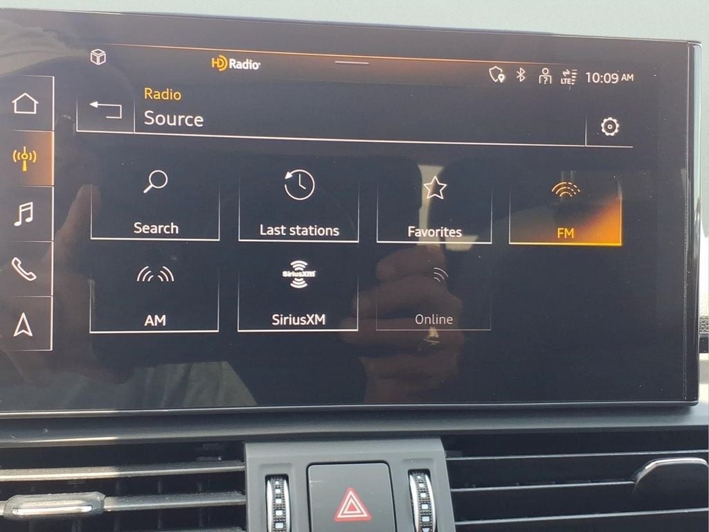 2023 Audi Q5 45 S line Premium quattro