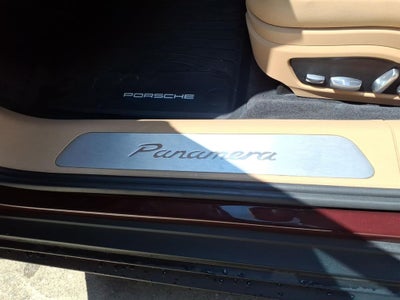 2019 Porsche Panamera 4