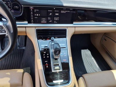 2019 Porsche Panamera 4