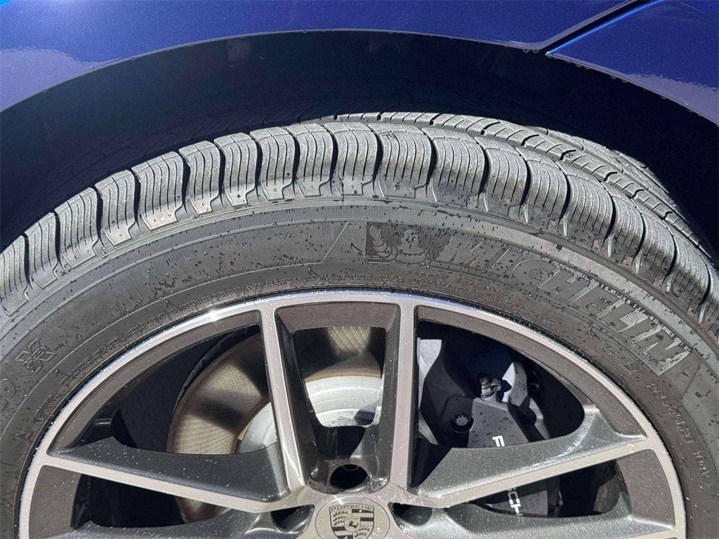 2026 Porsche Macan AWD