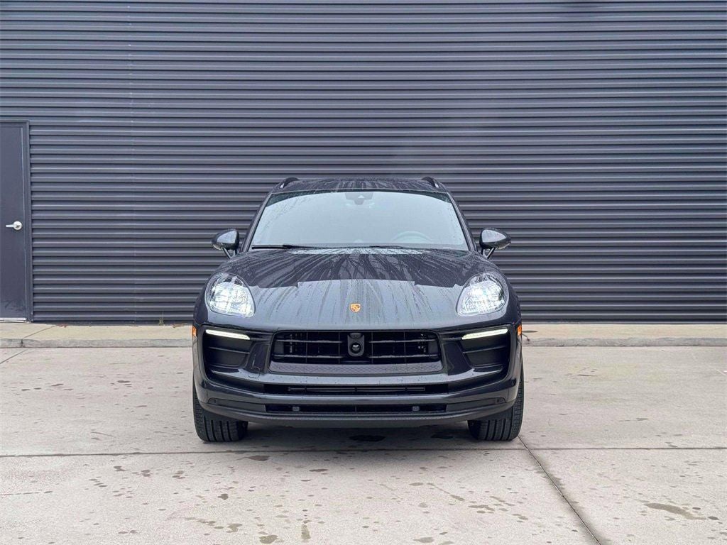 2026 Porsche Macan AWD