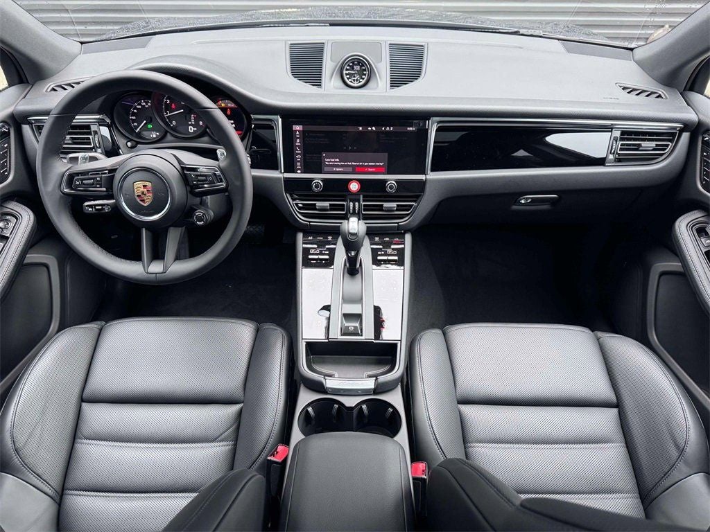 2026 Porsche Macan AWD