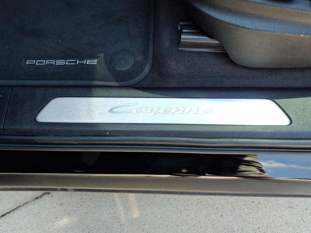 2024 Porsche Cayenne Base