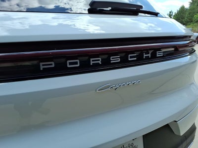 2024 Porsche Cayenne Base