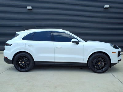 2024 Porsche Cayenne Base