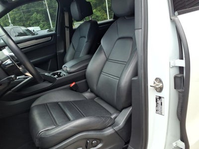 2023 Porsche Cayenne S Platinum Edition