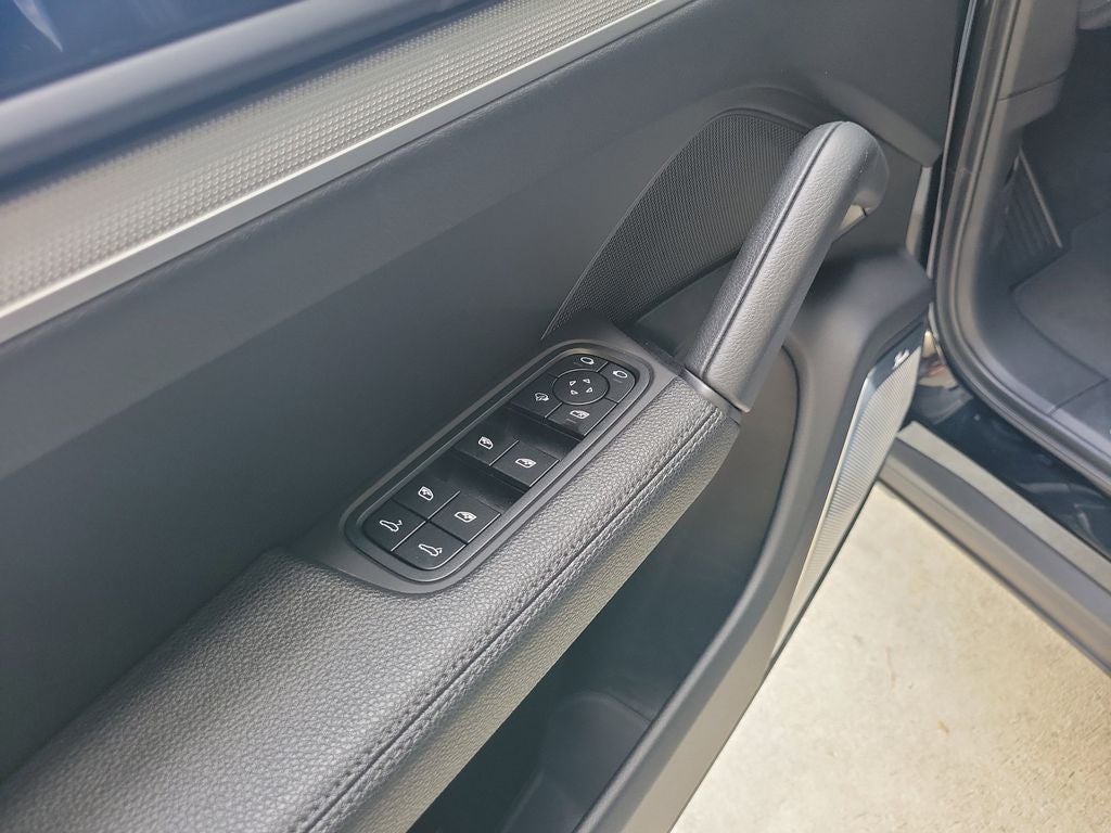 2025 Porsche Cayenne S